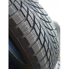 Kumho WI51 205/60R16 96T