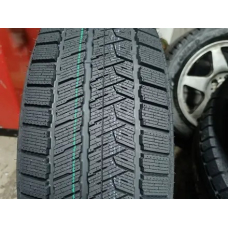 Roadboss W301 215/60R17 96H