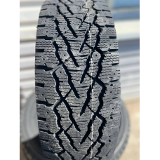 Kumho Winter PorTran CW11 225/70R15C 112/110R
