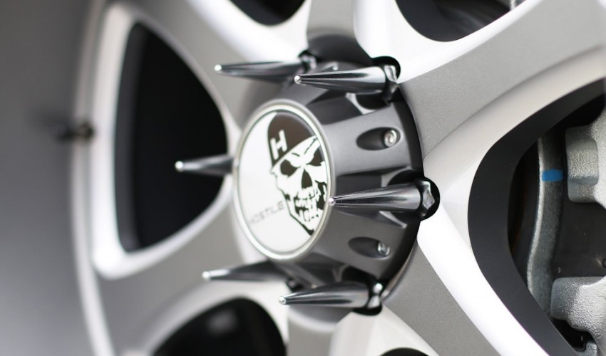 Почему крепеж для штампованных дисков нельзя использовать на литых колесах?