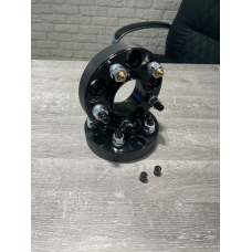 Проставка 30 мм 5x114,3 67,1 (Stud 12x1,5) Black